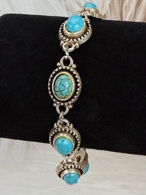 Aged Silvertone, blue raised faux turquoise blue southwestern style bracelet